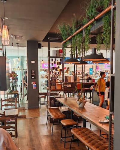 200 Degrees Coffee Shop