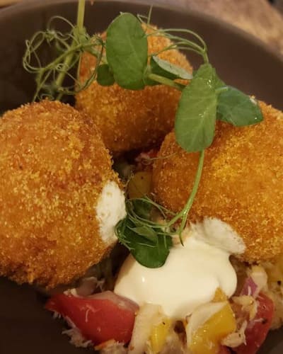 Bates at 121 - Restaurant
