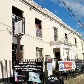 Mr Grundy’s Tavern