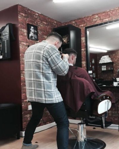 The Mens Room - Barbers