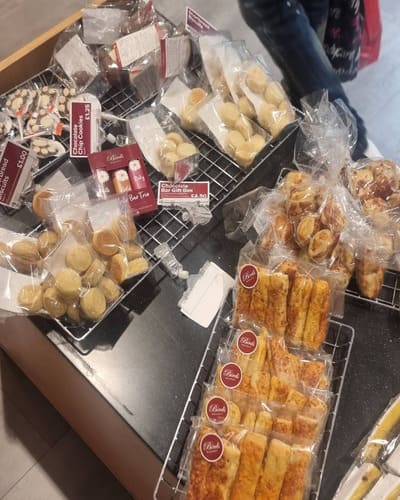 Birds Bakery - City Centre, Derbion