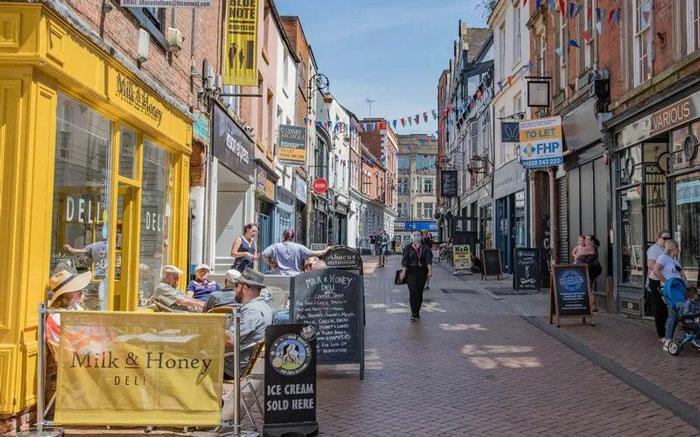 Restaurants, cafés and places to eat in Derby city centre