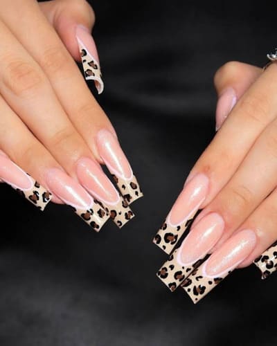 Iconic Nails