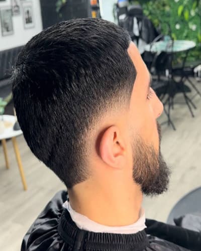 Infinite Barbers